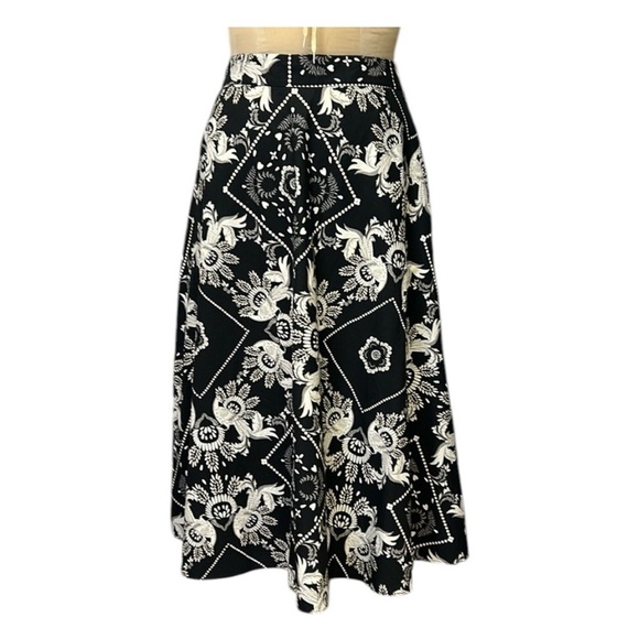 Talbots Peacock ALLOVER BANDANA COTTON MIDI SKIRT Geometric w/Pockets Black 18 - Picture 2 of 8